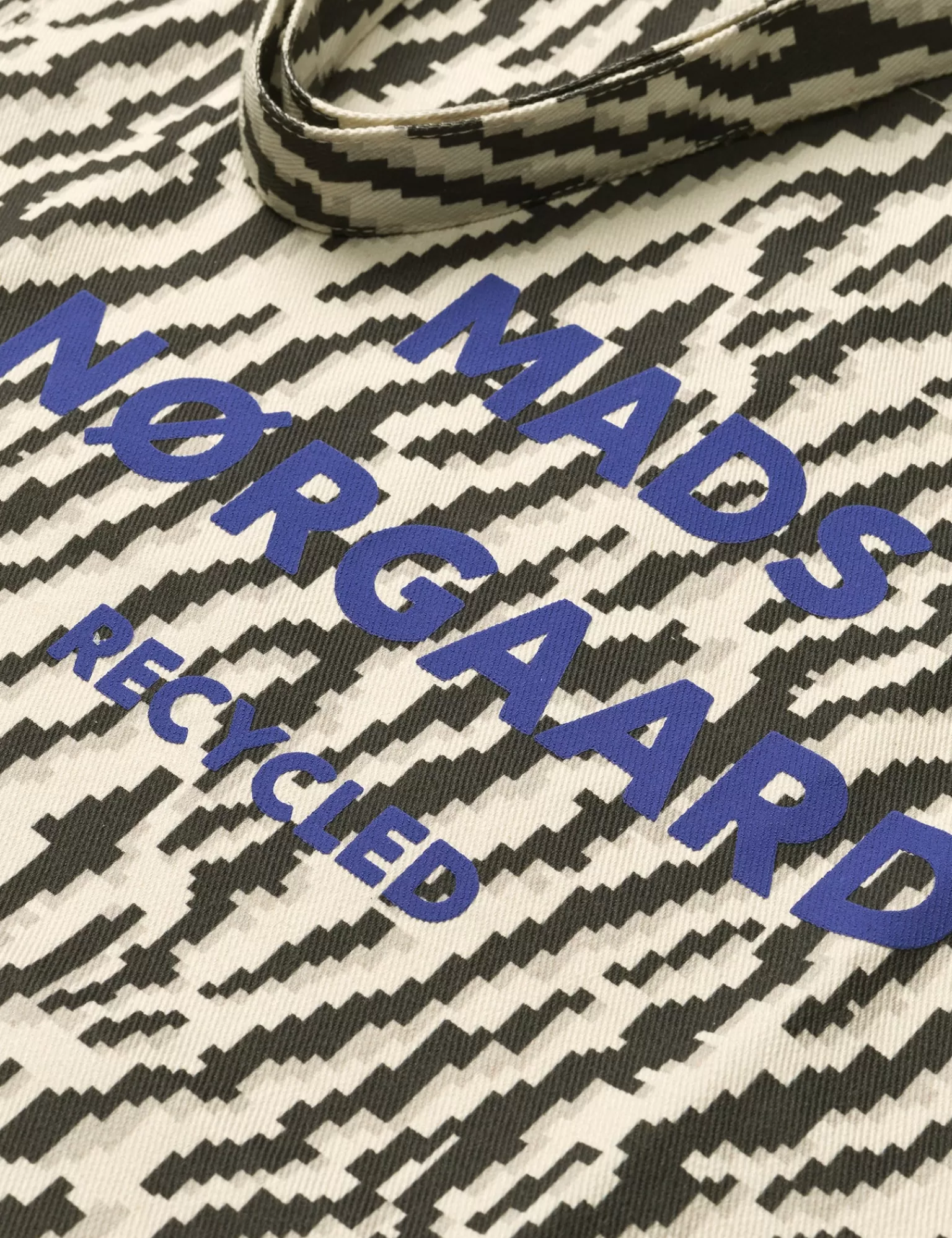 Dame MADS NØRGAARD Recycled Boutique Athene AOP